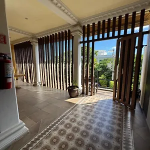 Center Hotel Cancun